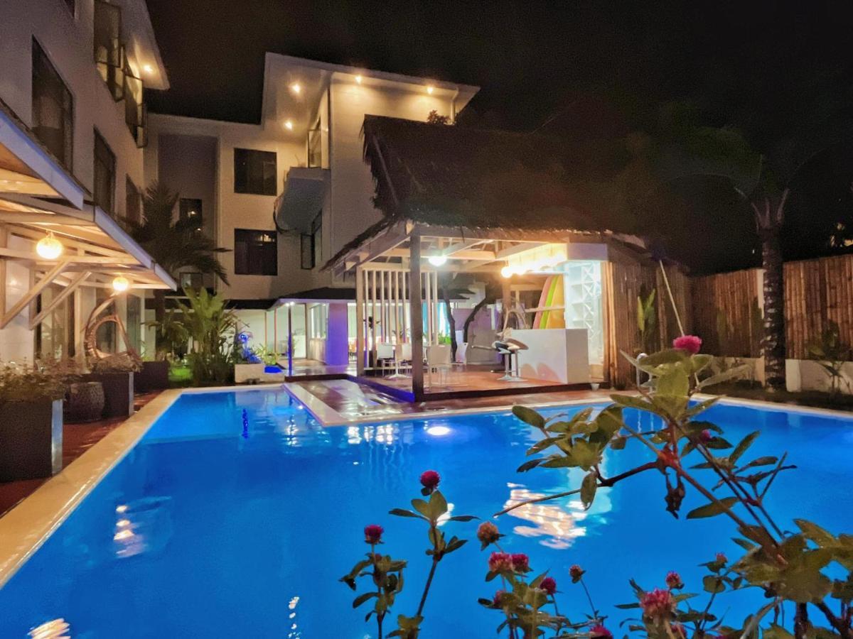 Siargao Seasky Resort Catangnan Extérieur photo